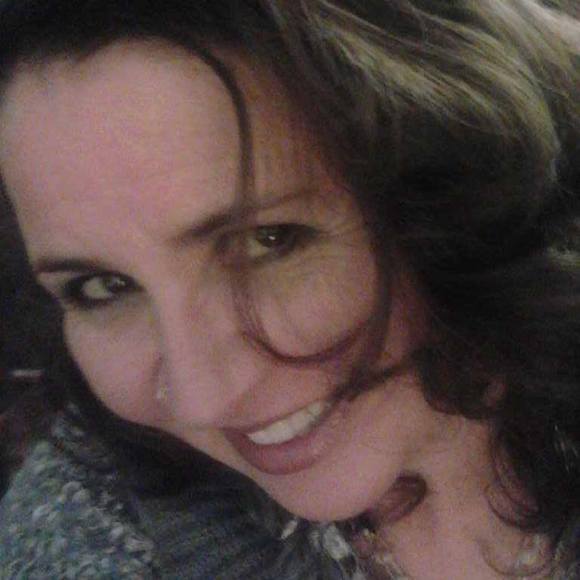 Meet your Posher, Kim - Picture 1 of 1